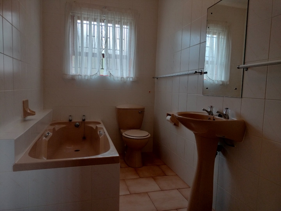 3 Bedroom Property for Sale in Reebok Western Cape
